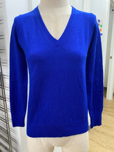 Load image into Gallery viewer, Banana Republic merino wool sweater M