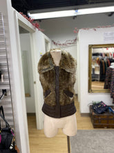 Load image into Gallery viewer, Vero Moda Faux Fur & Leather vest XS