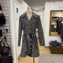 Load image into Gallery viewer, Tahari ruffle edge coat 10