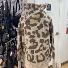 Load image into Gallery viewer, Cloth by RD Sweater L