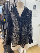 Load image into Gallery viewer, Good American sheer top M