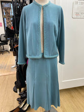 Load image into Gallery viewer, Art Custom vintage skirt sweater Approx M
