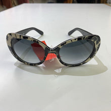Load image into Gallery viewer, Kate Spade floral frame sunglasses
