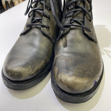 Load image into Gallery viewer, Frye vintage look boots 8