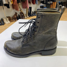 Load image into Gallery viewer, Frye vintage look boots 8