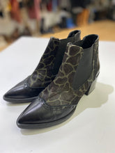 Load image into Gallery viewer, To Be leather/pony hair booties 38