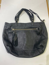Load image into Gallery viewer, Roots leather tote