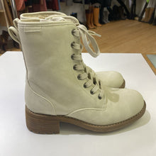 Load image into Gallery viewer, Bull Boxer fur lined boots 7