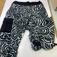 Load image into Gallery viewer, Rock n Karma gathered pull on pants XL