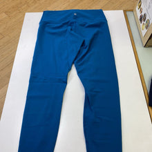 Load image into Gallery viewer, Lululemon leggings 12