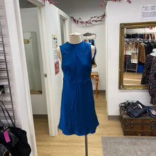 Load image into Gallery viewer, Banana Republic silk dress 8