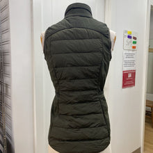 Load image into Gallery viewer, Lululemon down vest 6