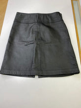 Load image into Gallery viewer, Le Chateau vintage leather skirt 5/6