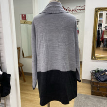 Load image into Gallery viewer, Guilty open cardi NWT 2X