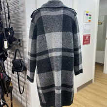 Load image into Gallery viewer, Lovestitch long open cardi M