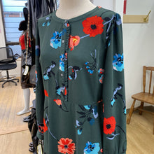 Load image into Gallery viewer, Ann Taylor floral dress 10