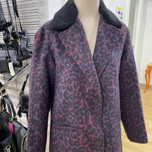 Load image into Gallery viewer, Levis wool/blend light coat XS