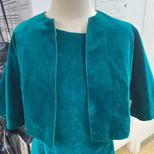 Load image into Gallery viewer, Vintage Green Velour dress jacket set XS (Circa 1960s)