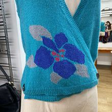 Load image into Gallery viewer, Irka,vintage wool flower vest S/M