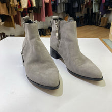 Load image into Gallery viewer, Dolce Vita suede ankle boots 8