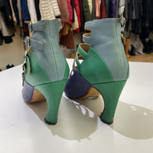 Load image into Gallery viewer, John Fluevog Twist Multistrap Pump 7 (as is)