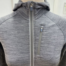 Load image into Gallery viewer, Icebreaker zip up sporty sweater XS