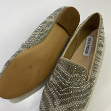 Load image into Gallery viewer, Steve Madden rhinestone flats 7.5