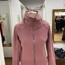 Load image into Gallery viewer, Lululemon cropped sweater 6