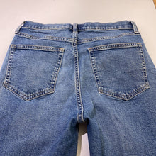 Load image into Gallery viewer, Gap 70's Flare jeans 6