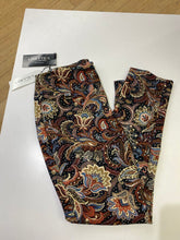 Load image into Gallery viewer, Lisette Montreal paisley pull on pants NWT 6