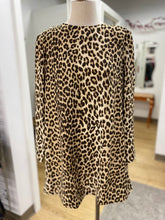 Load image into Gallery viewer, H&M leopard print dress M NWT