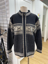 Load image into Gallery viewer, Dale of Norway wool sweater S