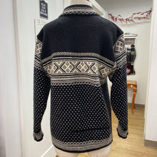Load image into Gallery viewer, Dale of Norway wool sweater S