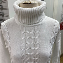 Load image into Gallery viewer, LL Bean sweater XS NWT