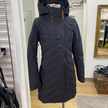Load image into Gallery viewer, Indygena down coat S