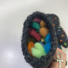 Load image into Gallery viewer, Northern Watters Knitwear wool mittens