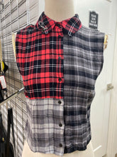 Load image into Gallery viewer, Alice & Olivia multi plaid top S