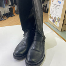 Load image into Gallery viewer, Frye boots 6