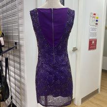 Load image into Gallery viewer, Alice & Olivia silk lined beaded dress 4
