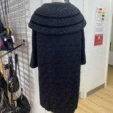 Load image into Gallery viewer, Eaton's Salon vintage persian Lamb fur cropped jacket 6/8