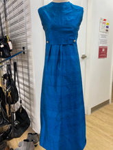 Load image into Gallery viewer, Vintage 60's Raw Silk dress 4/6