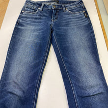 Load image into Gallery viewer, Silver Suki Slim Boot jeans 27
