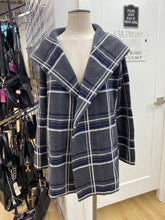 Load image into Gallery viewer, Field Flower long sweater L