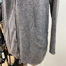 Load image into Gallery viewer, Max Studio 2ply cashmere cardi M