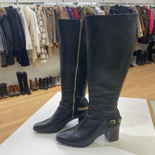 Load image into Gallery viewer, Calvin Klein leather boots with gold chain 9.5