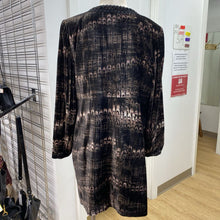 Load image into Gallery viewer, Elie Tahari long velour blazer XL