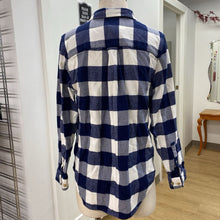 Load image into Gallery viewer, LL Bean plaid shirt S