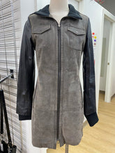Load image into Gallery viewer, Danier zip out liner leather coat XS