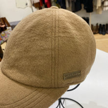 Load image into Gallery viewer, Judith & Charles wool baseball cap O/S