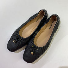 Load image into Gallery viewer, Coach Eleanor leather flats 7